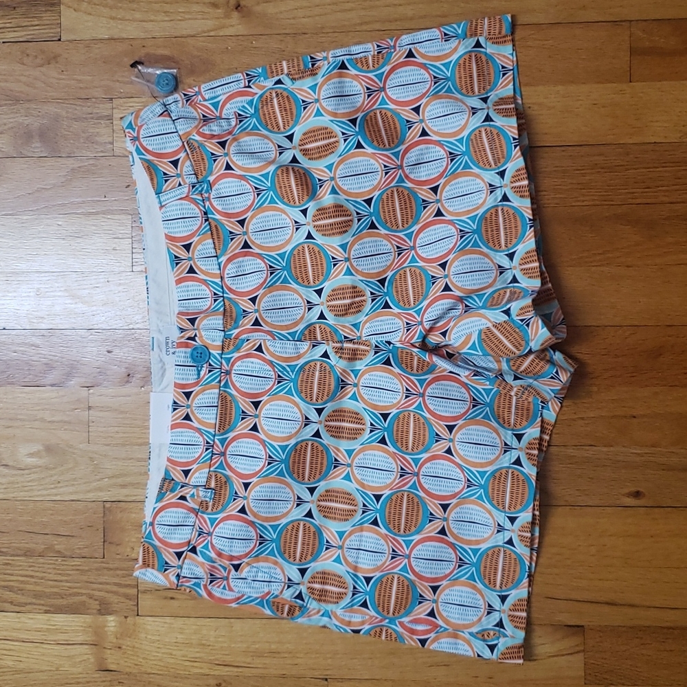 Crown & Ivy Shorts size 14 NWT!